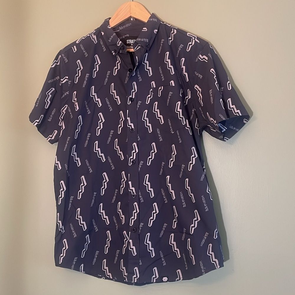 Strata Lollapalooza Grey Novelty Button Down Short Sleeve Shirt  Sz L - Picture 2 of 7